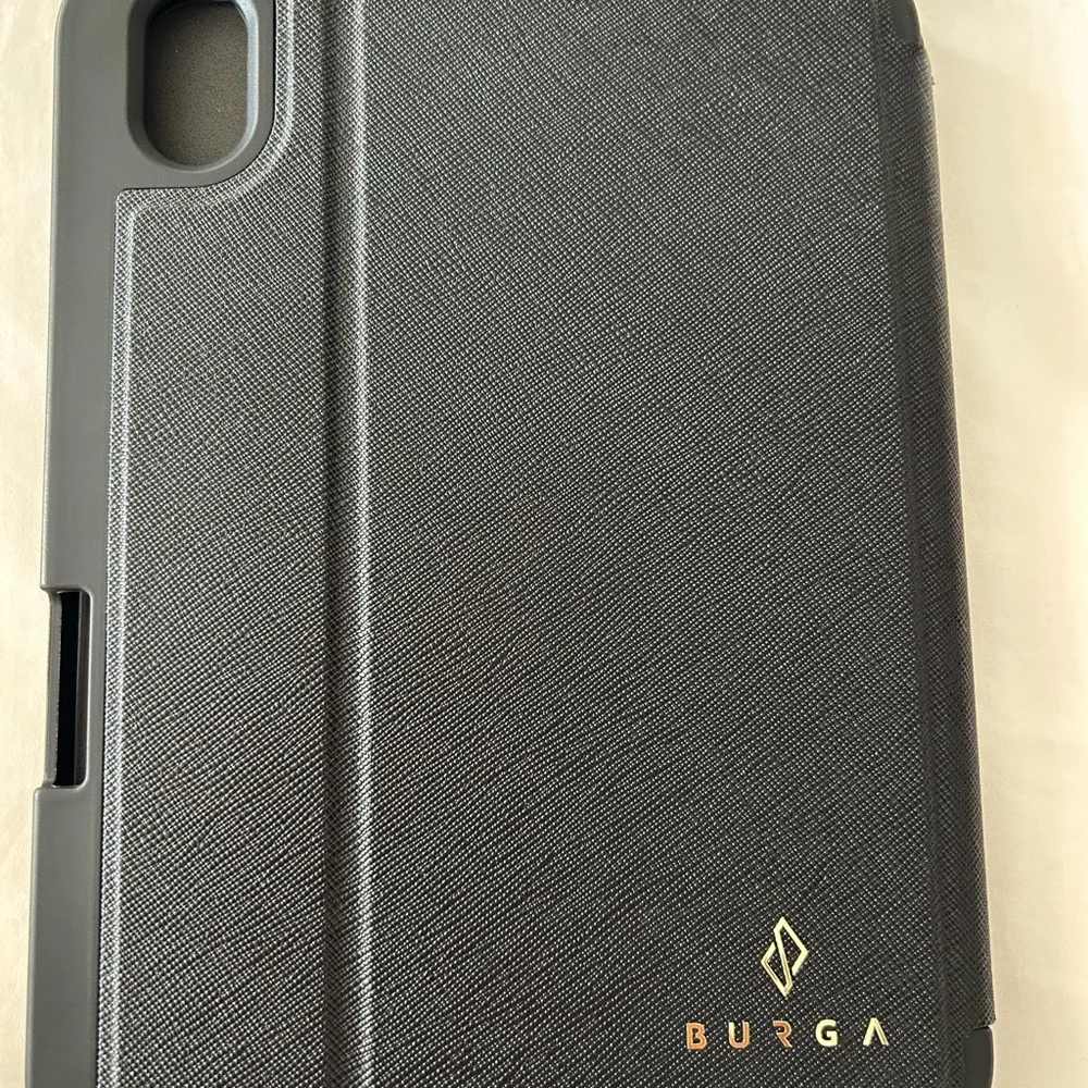Black and Gray Striped Tablet Sleeve